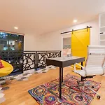 Chic Loft Near Top Dining And Architecture