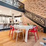 Chic Loft Near Top Dining And Architecture