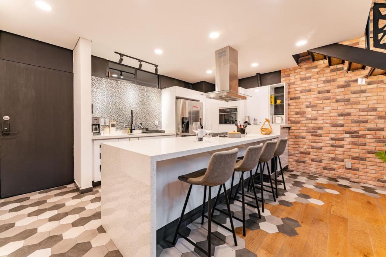 Chic Loft Near Dining And Architecture Cidade do México