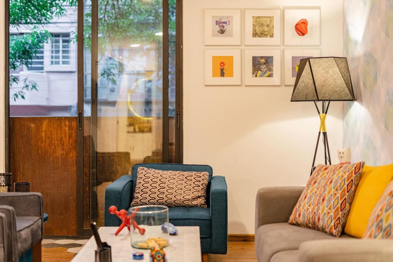 Chic Loft Near Dining And Architecture Casa de férias